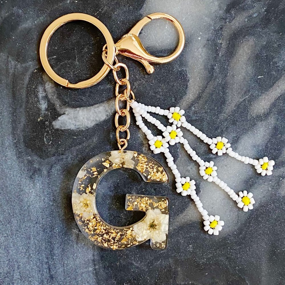 Baby Daisy Initial Key Chain - Picture 8 of 16